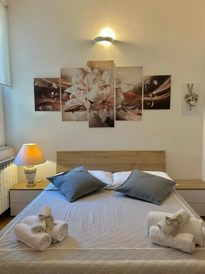 Apartment Appartamento Residenza Girasole Vatican Rome